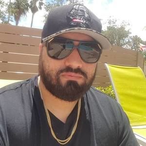 Meet your Posher, Justin